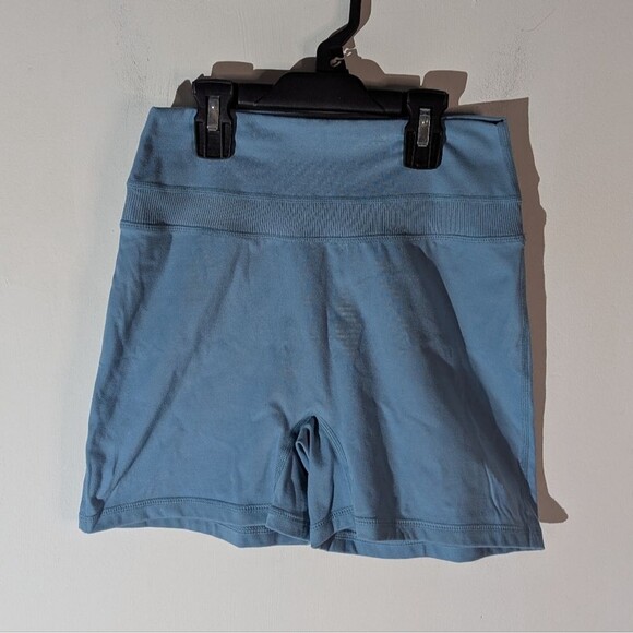 Alphalete Alphalux Harmony Carolina Blue Bike Shorts Women's Size Small - Picture 2 of 5